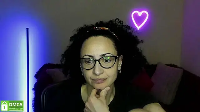 Snapshot of Arianasweety23 chatting on 03.15.25 Arianasweety23 online show from 03.15.25