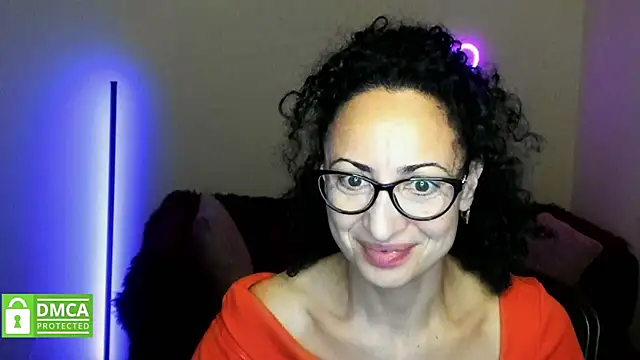 Snapshot of Arianasweety23 chatting on 09.29.25 Arianasweety23 online show from 09.29.25