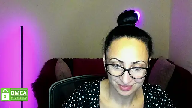Snapshot of Arianasweety23 chatting on 10.03.25 Arianasweety23 online show from 10.03.25