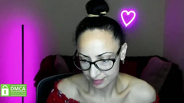 Snapshot of Arianasweety23 chatting on 10.10.25 Arianasweety23 online show from 10.10.25