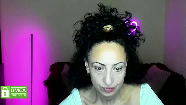 Snapshot of Arianasweety23 chatting on 10.19.25 Arianasweety23 online show from 10.19.25