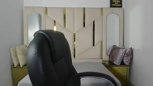 IsabellRodriguez18 online show from 01.12.26