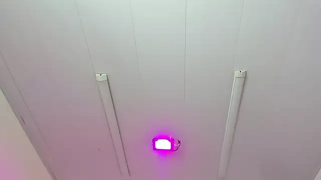 IsabellRodriguez18 online show from 03.16.26