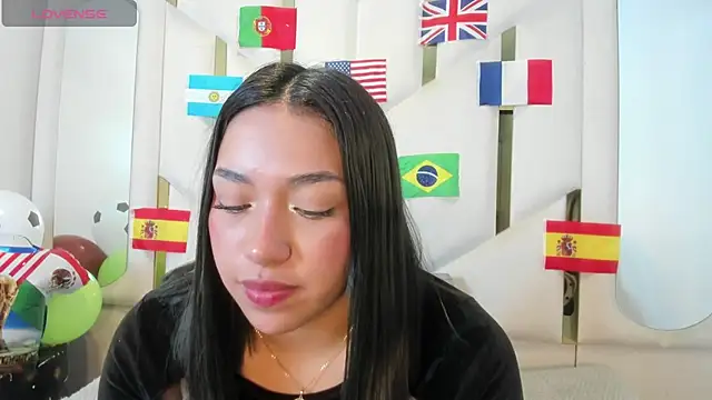 Snapshot of IsabellRodriguez18 chatting on 06.16.26 IsabellRodriguez18 online show from 06.16.26