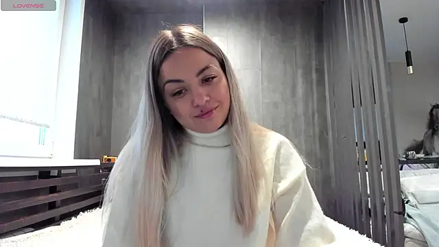 Mia   murrr online show from 11.11.25