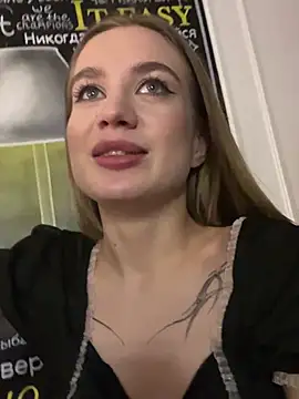 KiraMyers online show from 01.28.25