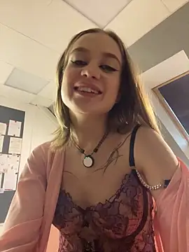 KiraMyers online show from 02.28.25