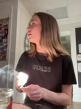 KiraMyers online show from 03.09.25