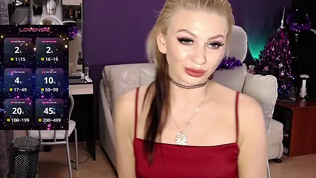 Snapshot of _britney_white_ chatting on 01.06.25 britney white online show from 01.06.25