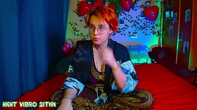 Snapshot of TrickyKitsune chatting on 02.19.26 TrickyKitsune online show from 02.19.26