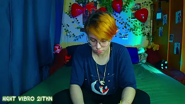 Snapshot of TrickyKitsune chatting on 03.05.26 TrickyKitsune online show from 03.05.26
