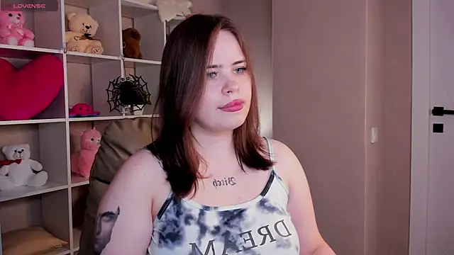 EricaElliott online show from 11.18.25