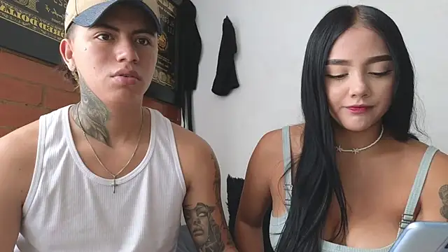 Snapshot of Thiago_x_Sahara chatting on 02.05.25 Thiago x Sahara online show from 02.05.25