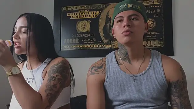 Snapshot of Thiago_x_Sahara chatting on 09.10.25 Thiago x Sahara online show from 09.10.25