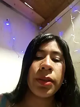 Pamelamilkk 1007 online show from 12.30.24