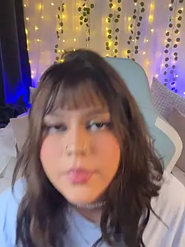 Snapshot of kath_kitty chatting on 06.23.26 kath kitty online show from 06.23.26