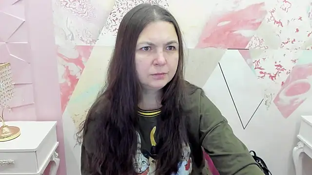 Snapshot of Gloria_manis55 chatting on 12.25.24 Gloria manis55 online show from 12.25.24