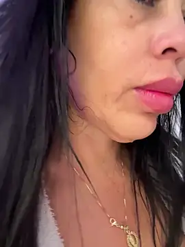 Snapshot of KarolRubi1 chatting on 01.23.25 KarolRubi1 online show from 01.23.25