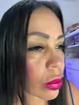 Snapshot of KarolRubi1 chatting on 02.07.25 KarolRubi1 online show from 02.07.25