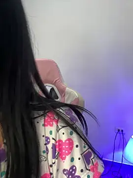 Snapshot of KarolRubi1 chatting on 03.06.25 KarolRubi1 online show from 03.06.25