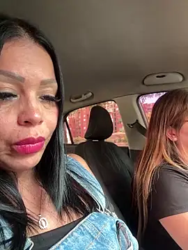 Snapshot of KarolRubi1 chatting on 03.17.25 KarolRubi1 online show from 03.17.25