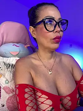 Snapshot of KarolRubi1 chatting on 09.13.25 KarolRubi1 online show from 09.13.25