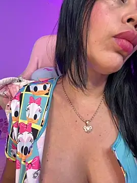 Snapshot of KarolRubi1 chatting on 09.28.25 KarolRubi1 online show from 09.28.25