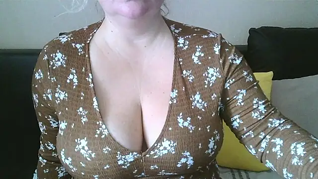 Wet Maria online show from 04.02.26