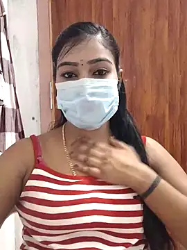 Snapshot of meena_27 chatting on 03.11.25 meena 27 online show from 03.11.25