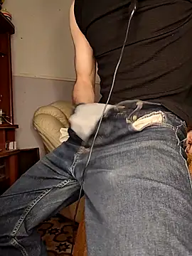 Snapshot of niyack69 chatting on 02.13.26 niyack69 online show from 02.13.26