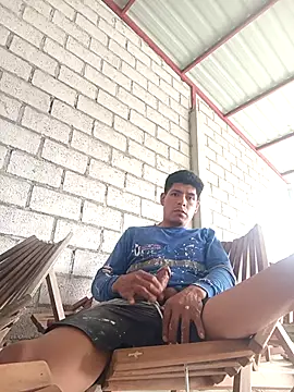 Snapshot of elmazitogrande chatting on 10.03.25 elmazitogrande online show from 10.03.25