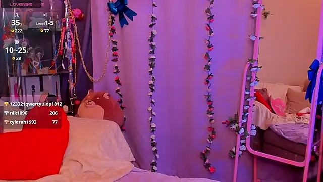 AliceOfWonders online show from 01.05.25