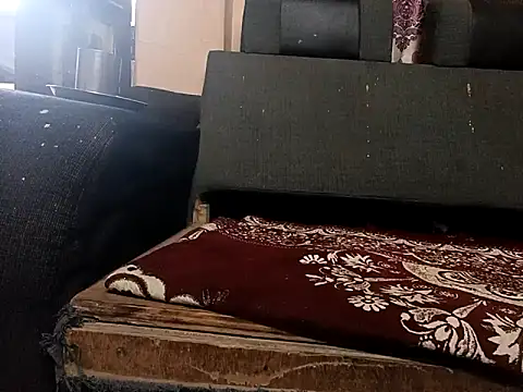 Snapshot of r379 chatting on 09.20.25 r379 online show from 09.20.25