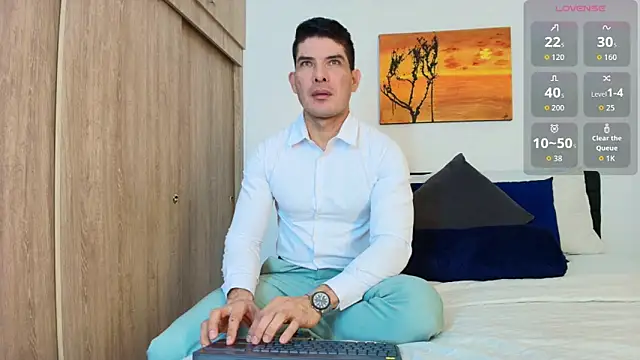 Snapshot of Andrewstelle_coleman chatting on 01.10.26 Andrewstelle coleman online show from 01.10.26