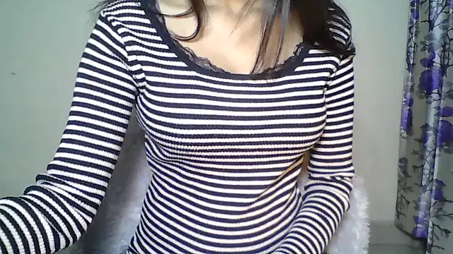 Naughty Nayra online show from 12.04.25