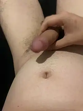 Snapshot of gay_19cm chatting on 02.13.25 gay 19cm online show from 02.13.25