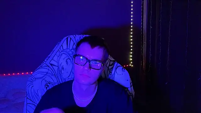 Leonnextdoor online show from 01.13.25