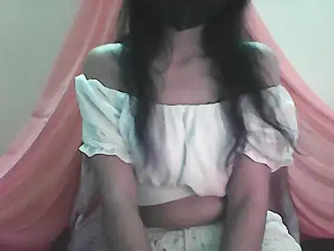 Snapshot of roseofvenom chatting on 01.07.25 roseofvenom online show from 01.07.25
