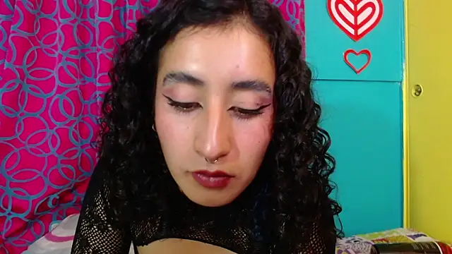 valerie mase online show from 02.27.25