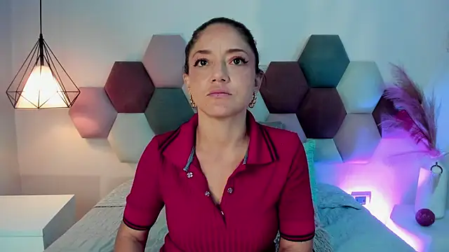 EloiseQuinn online show from 12.22.25