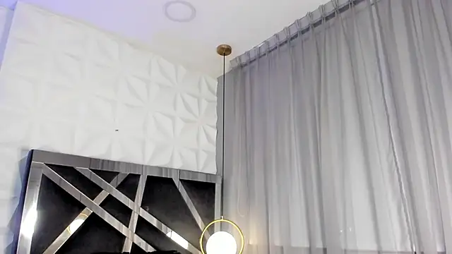 MAGIC AURORAA online show from 02.13.25