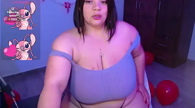 Snapshot of violeta_candyy_ chatting on 02.11.25 violeta candyy online show from 02.11.25