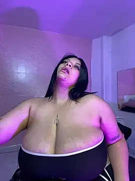 Snapshot of violeta_candyy_ chatting on 12.02.25 violeta candyy online show from 12.02.25