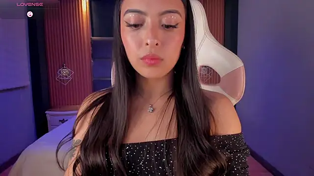 Snapshot of Camila_dupont chatting on 10.01.25 Camila dupont online show from 10.01.25
