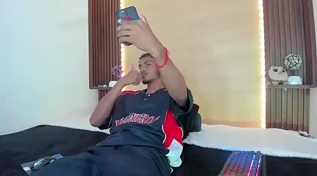 Snapshot of Evans777_ chatting on 01.09.25 Evans777 online show from 01.09.25