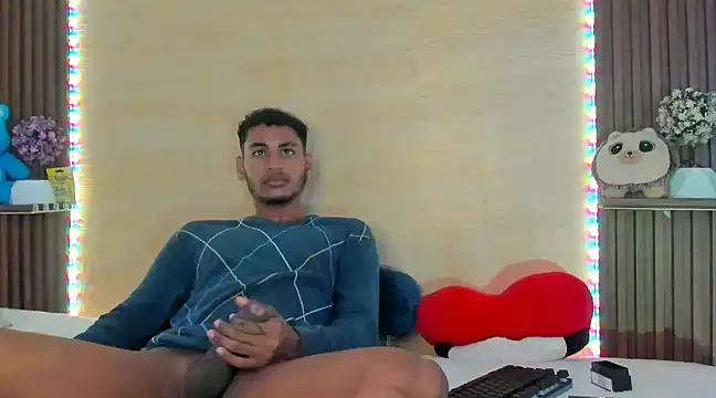 Snapshot of Evans777_ chatting on 01.11.25 Evans777 online show from 01.11.25