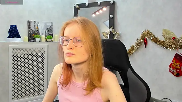 Snapshot of ElizabethHarpper chatting on 01.18.25 ElizabethHarpper online show from 01.18.25