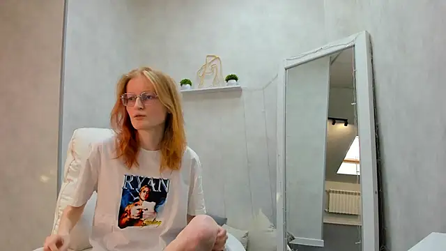 Snapshot of ElizabethHarpper chatting on 02.02.25 ElizabethHarpper online show from 02.02.25