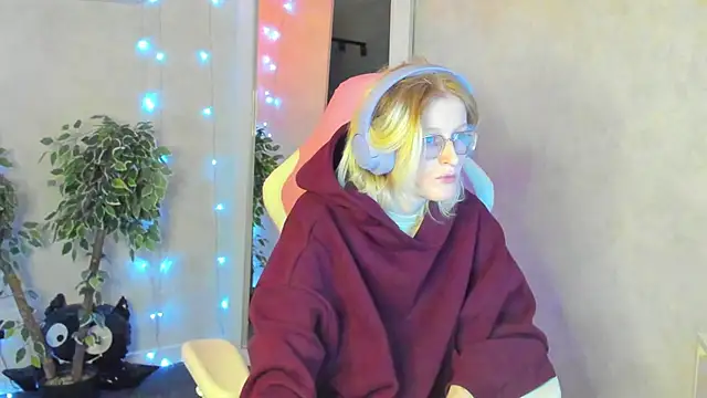 ElizabethHarpper online show from 12.01.25