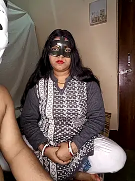 Hot muskaan online show from 12.04.25